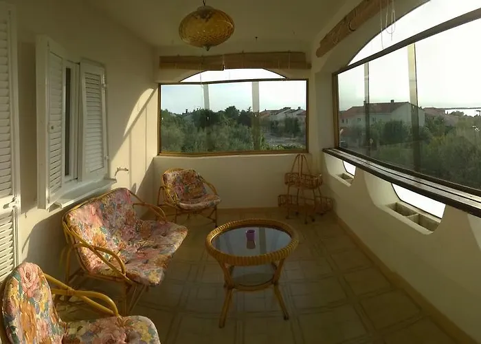 Apartments Free Parking Big Garden